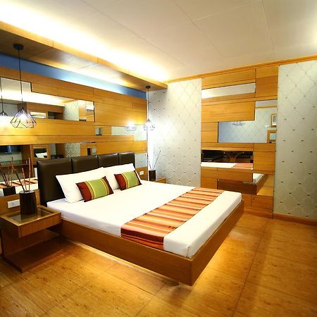 Hotel 2016 Manila Zewnętrze zdjęcie