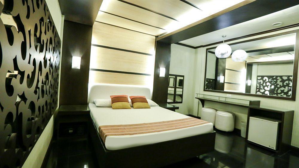 Hotel 2016 Manila Zewnętrze zdjęcie