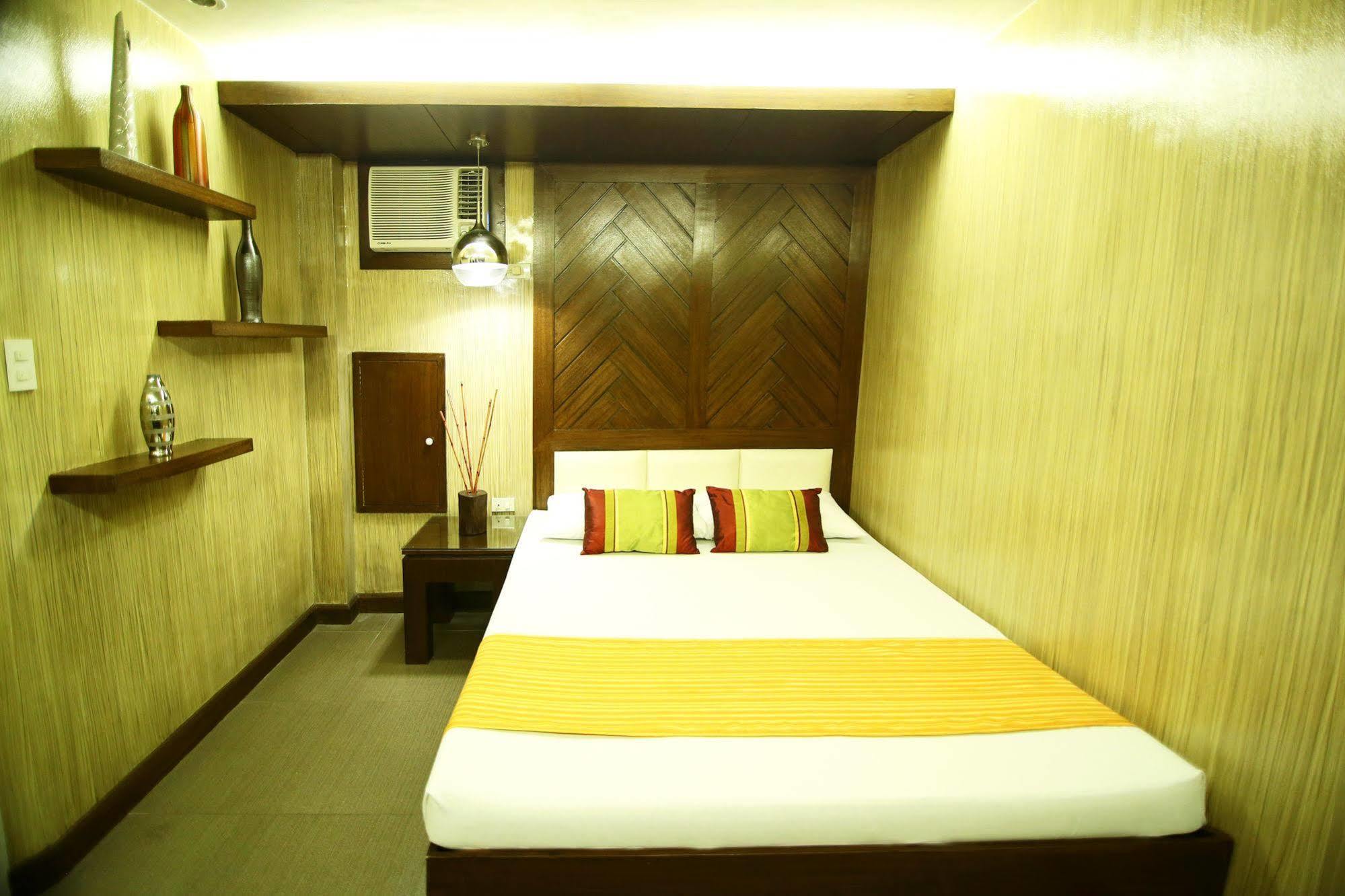 Hotel 2016 Manila Zewnętrze zdjęcie