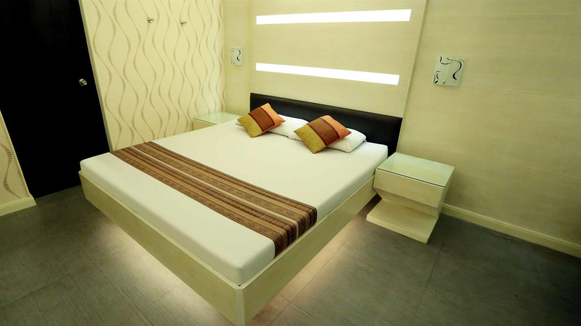 Hotel 2016 Manila Zewnętrze zdjęcie