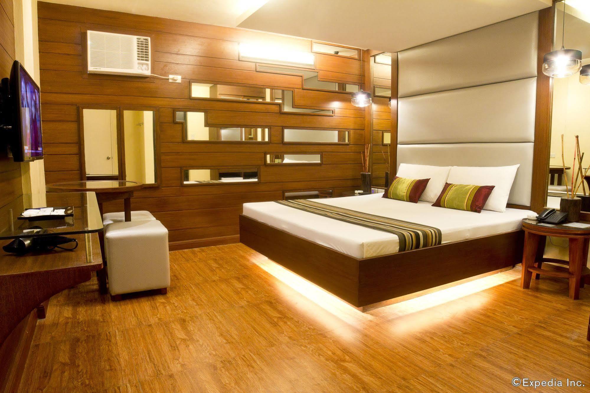 Hotel 2016 Manila Zewnętrze zdjęcie