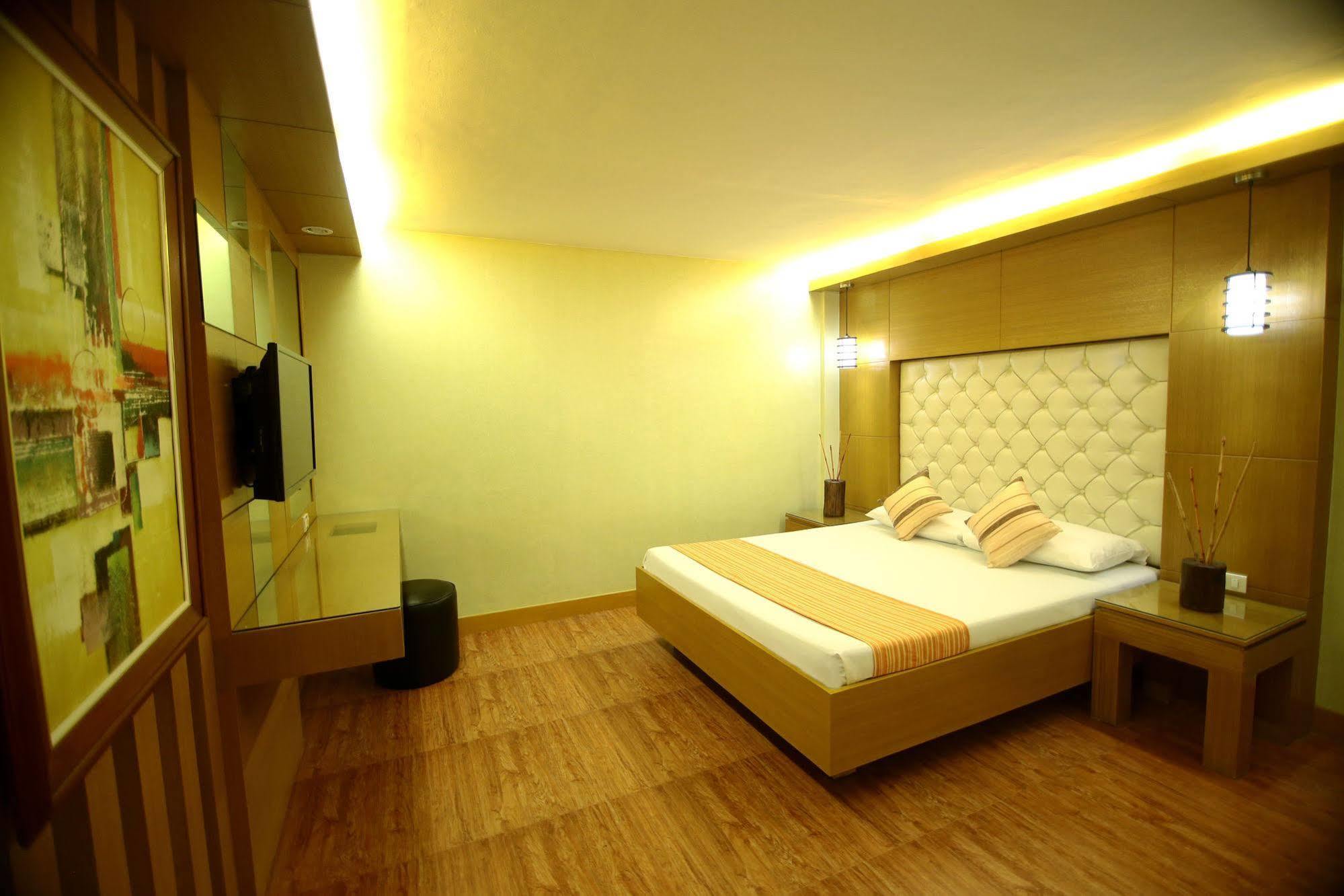 Hotel 2016 Manila Zewnętrze zdjęcie